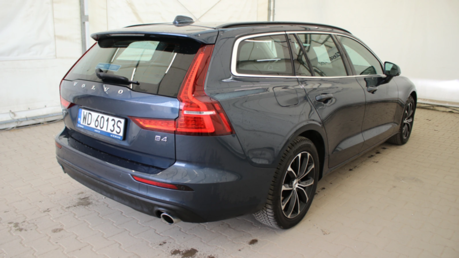 VOLVO V60 V60 B4 D Momentum Pro aut