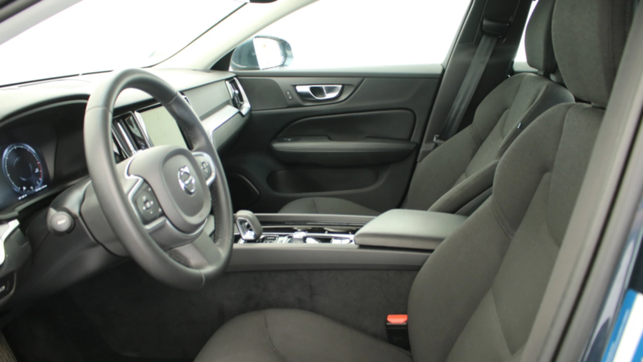 VOLVO V60 V60 B4 D Momentum Pro aut