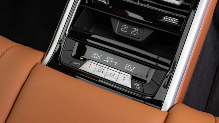 BMW Seria 8 840d xDrive mHEV
