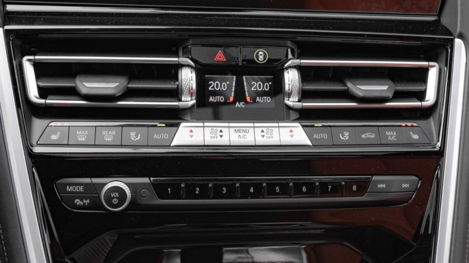 BMW Seria 8 840d xDrive mHEV