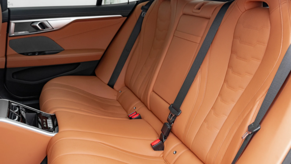 BMW Seria 8 840d xDrive mHEV