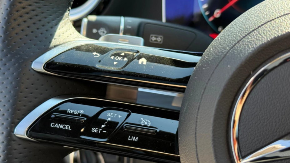 MERCEDES-BENZ E Klasa E 300 de AMG