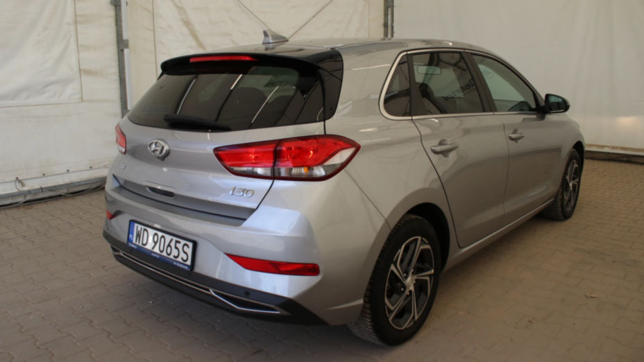 HYUNDAI i30 i30 1.5 DPI Smart