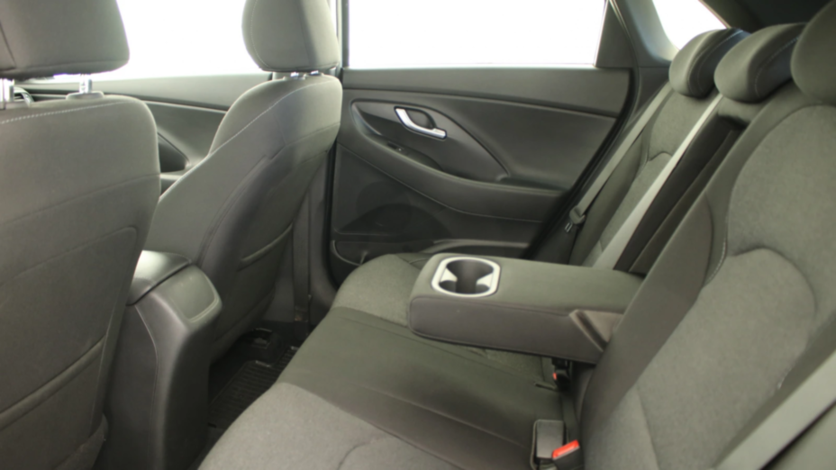 HYUNDAI i30 i30 1.5 DPI Smart