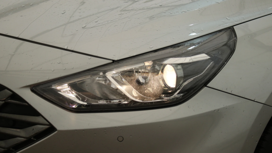 HYUNDAI i30 i30 1.5 DPI Smart
