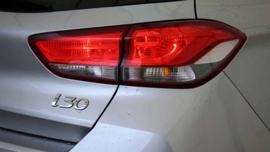 HYUNDAI i30 i30 1.5 DPI Smart