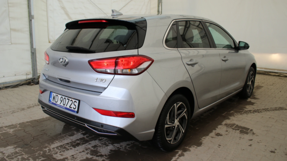 HYUNDAI i30 i30 1.5 DPI Smart