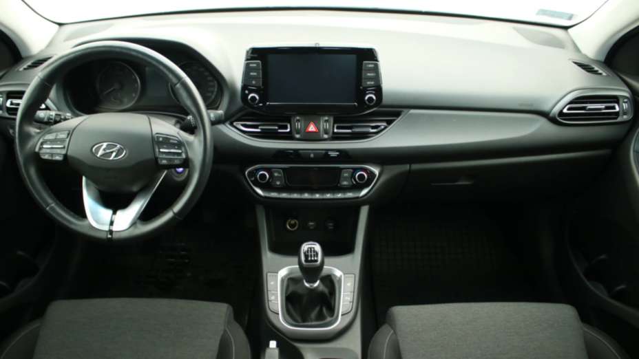 HYUNDAI i30 i30 1.5 DPI Smart