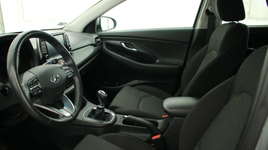 HYUNDAI i30 i30 1.5 DPI Smart