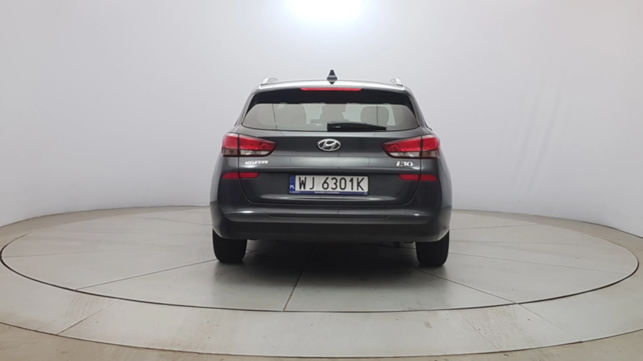 HYUNDAI i30 i30 1.5 DPI Classic +