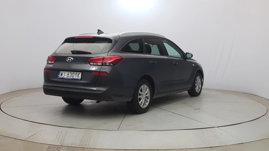 HYUNDAI i30 i30 1.5 DPI Classic +