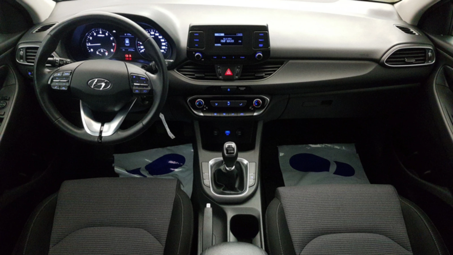 HYUNDAI i30 i30 1.5 DPI Classic +