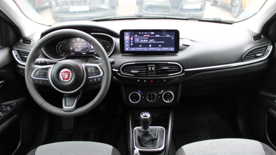 FIAT Tipo Tipo 1.0 T3 Cross