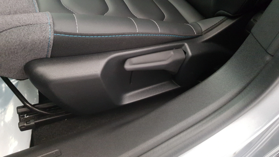 CITROEN C4 C4 1.2 PureTech Shine S&S EAT8