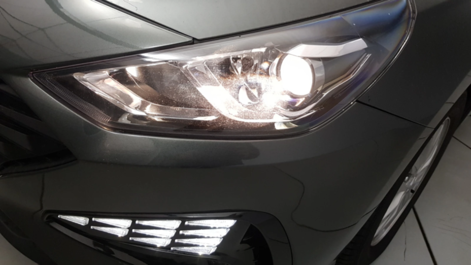HYUNDAI i30 i30 1.5 DPI Classic +