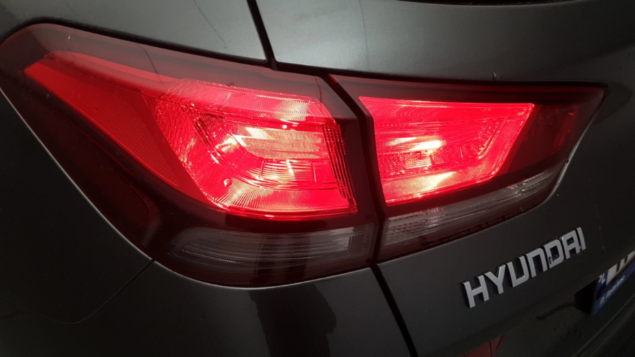 HYUNDAI i30 i30 1.5 DPI Classic +