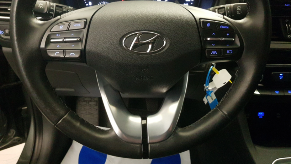 HYUNDAI i30 i30 1.5 DPI Classic +