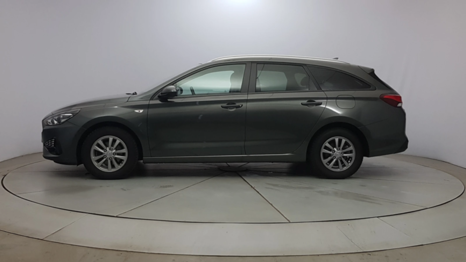 HYUNDAI i30 i30 1.5 DPI Classic +