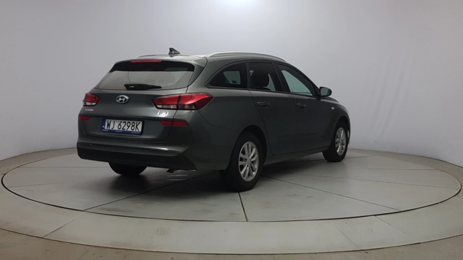 HYUNDAI i30 i30 1.5 DPI Classic +