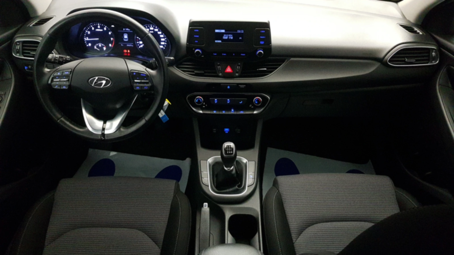 HYUNDAI i30 i30 1.5 DPI Classic +