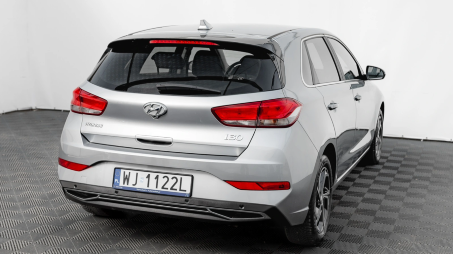 HYUNDAI i30 i30 1.5 DPI Smart