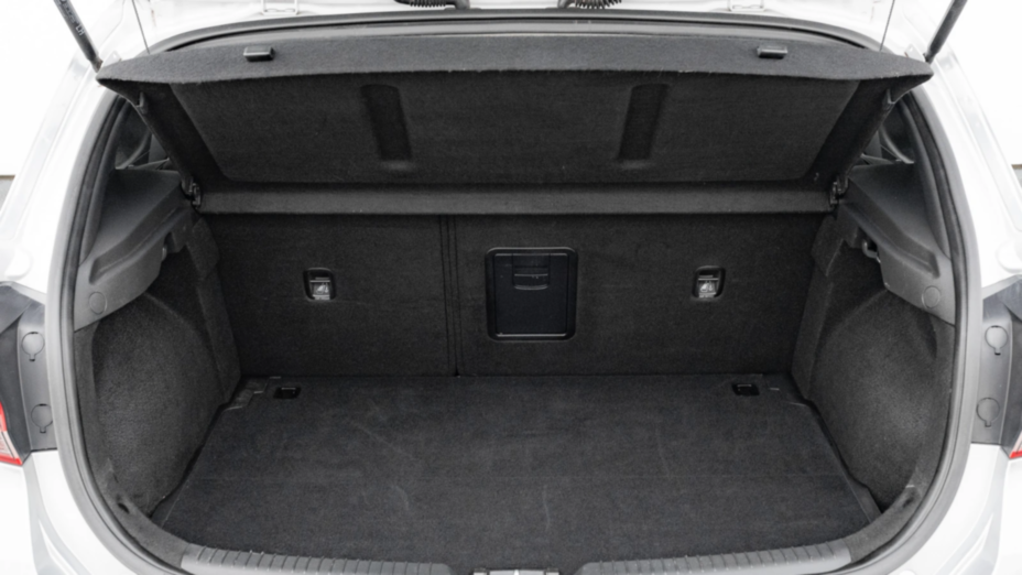 HYUNDAI i30 i30 1.5 DPI Smart