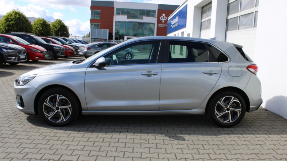 HYUNDAI i30 i30 1.5 DPI Smart