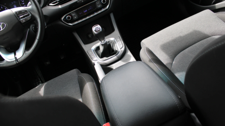 HYUNDAI i30 i30 1.5 DPI Smart