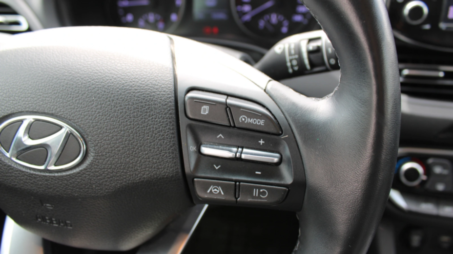 HYUNDAI i30 i30 1.5 DPI Smart