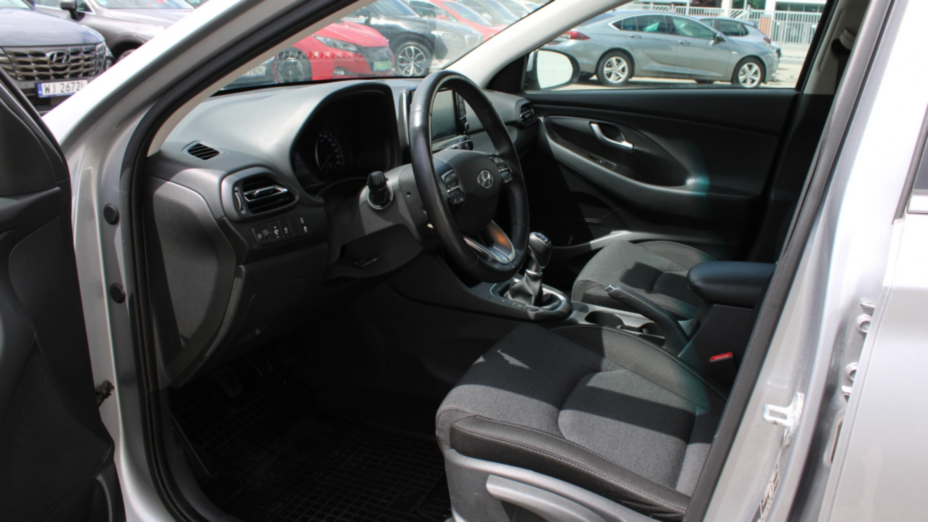 HYUNDAI i30 i30 1.5 DPI Smart