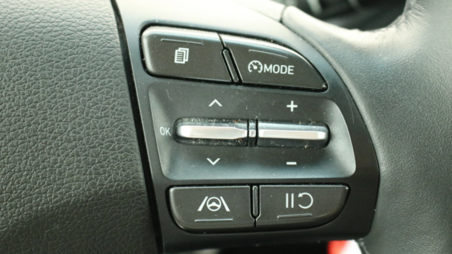 HYUNDAI i30 i30 1.5 DPI Smart