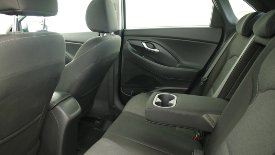 HYUNDAI i30 i30 1.5 DPI Smart