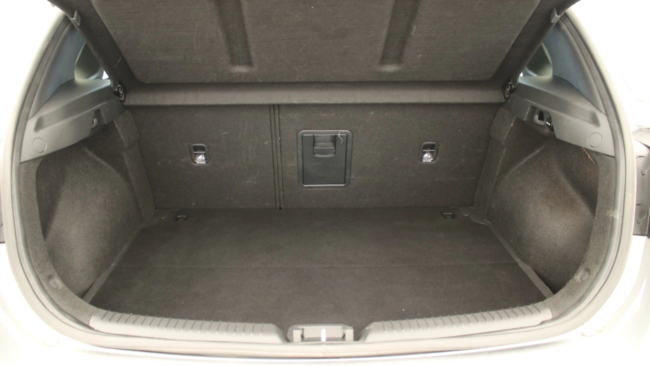 HYUNDAI i30 i30 1.5 DPI Smart