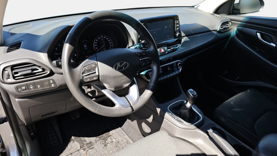 HYUNDAI i30 i30 1.5 DPI Smart