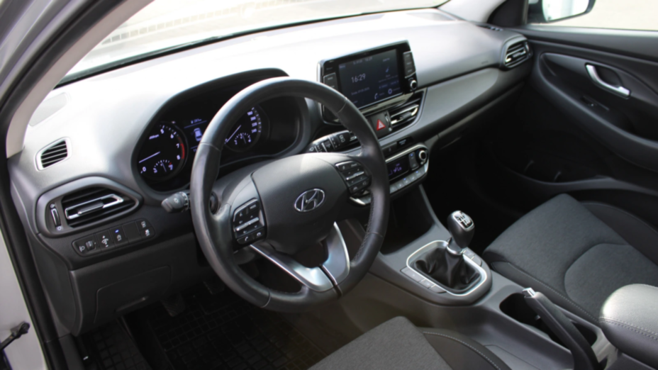 HYUNDAI i30 i30 1.5 DPI Smart
