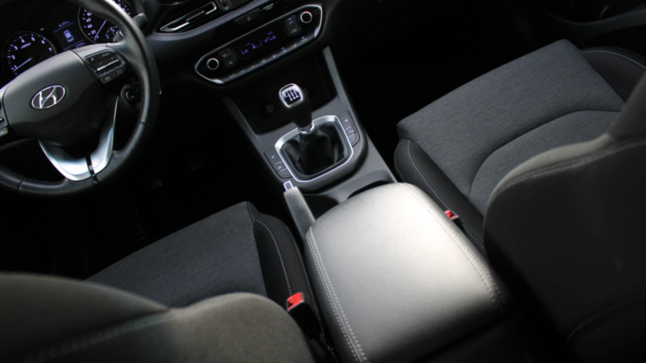 HYUNDAI i30 i30 1.5 DPI Smart