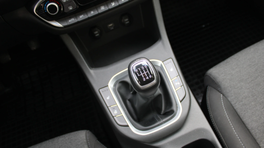 HYUNDAI i30 i30 1.5 DPI Smart