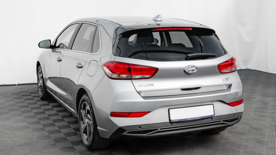 HYUNDAI i30 i30 1.5 DPI Smart