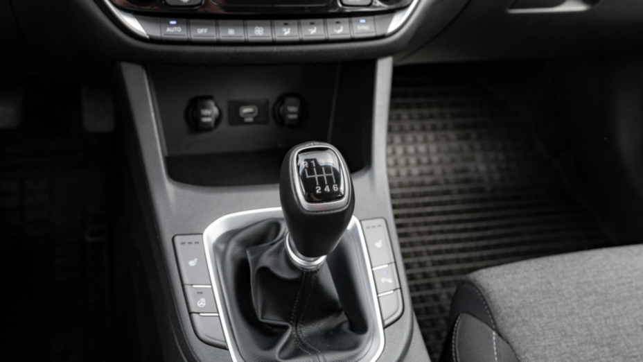 HYUNDAI i30 i30 1.5 DPI Smart