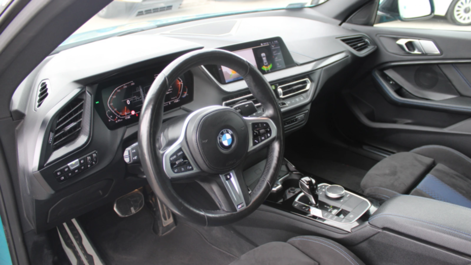 BMW Seria 2 218i M Sport aut