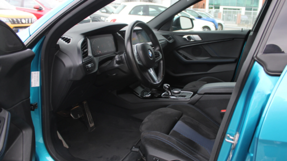 BMW Seria 2 218i M Sport aut