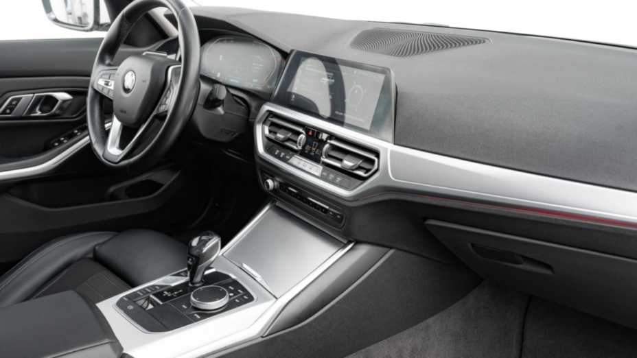 BMW Seria 3 318d Sport Line aut