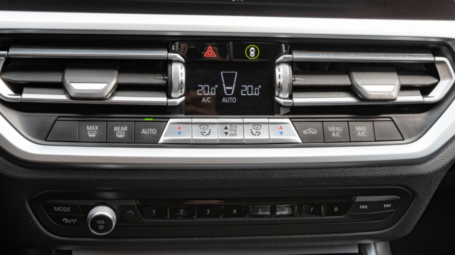 BMW Seria 3 318d Sport Line aut