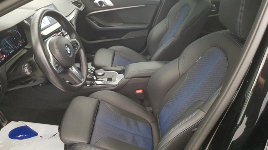 BMW Seria 1 120i M Sport sport-aut