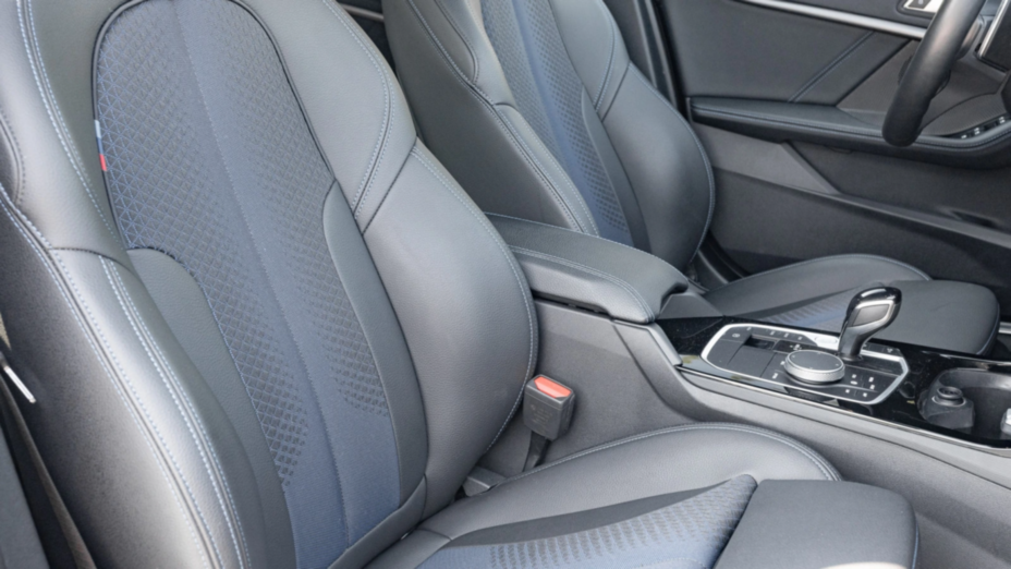 BMW Seria 1 120i M Sport sport-aut