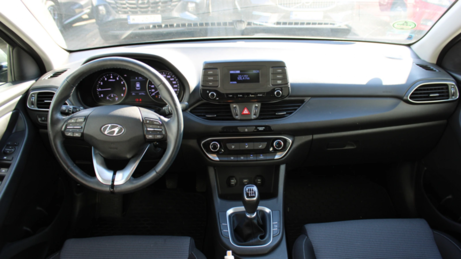 HYUNDAI i30 i30 1.5 DPI Classic +