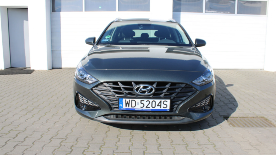 HYUNDAI i30 i30 1.5 DPI Classic +