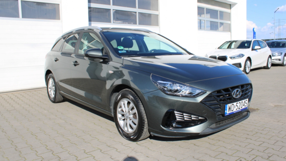 HYUNDAI i30 i30 1.5 DPI Classic +