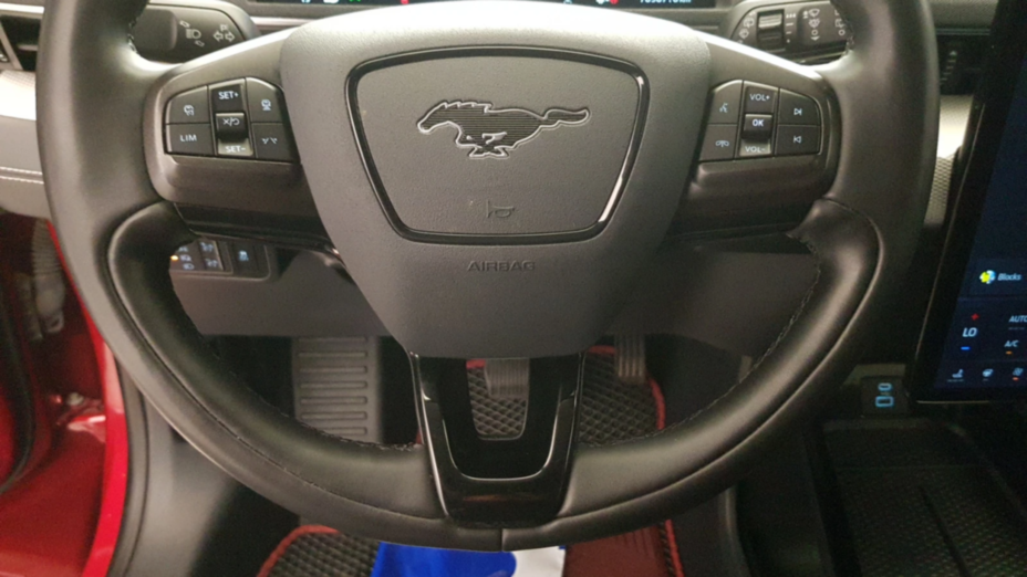 FORD Mustang Mach-E Mustang Mach-E 75kWh RWD