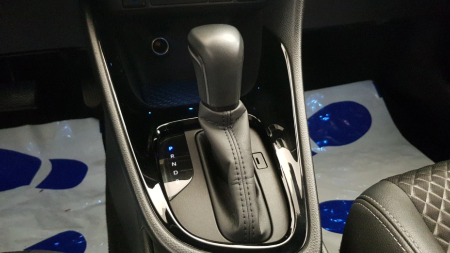 TOYOTA Yaris Yaris Hybrid 1.5 Selection Style
